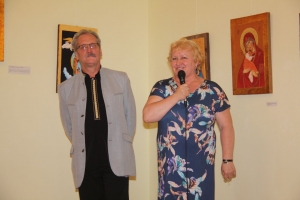 Wystawa obrazów sakralnych Barbary i Zbigniewa Marchewków